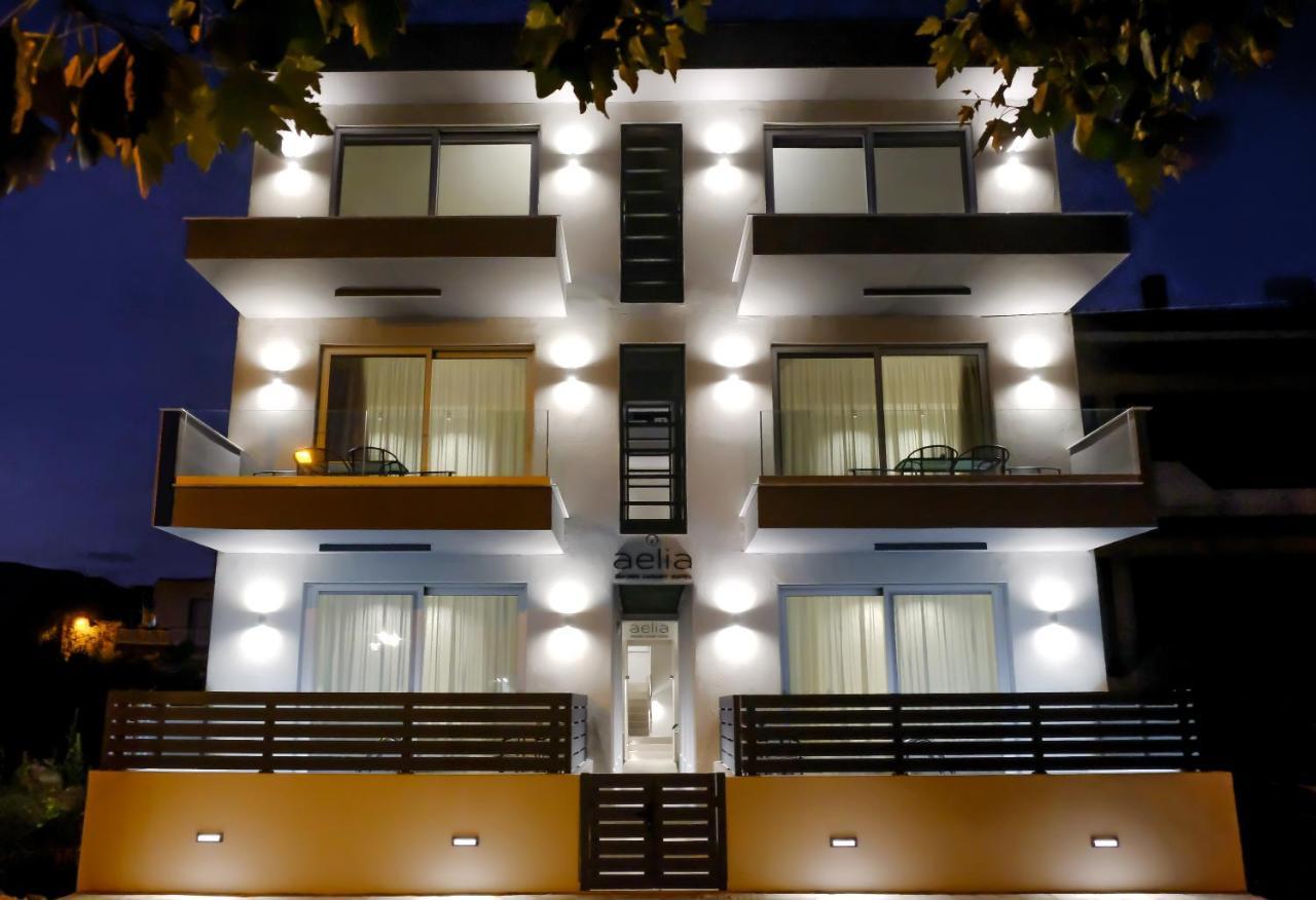 Aelia Seaside Luxury Suites Nea Karvali Esterno foto