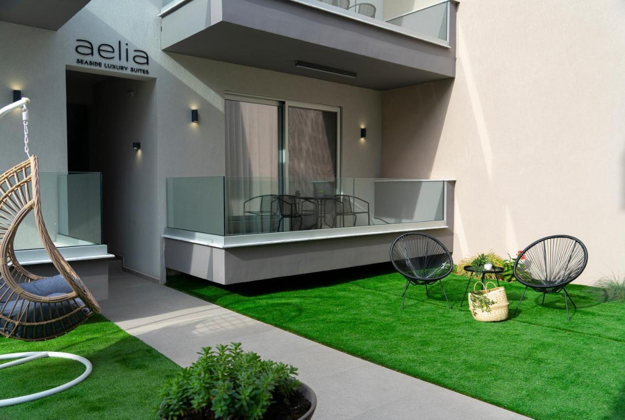 Aelia Seaside Luxury Suites Nea Karvali Esterno foto